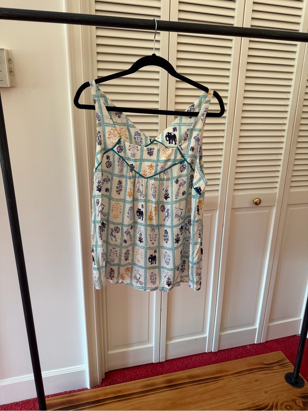 Women's Ivory Printed Sleeveless Tank Top with Blue & Teal Accents